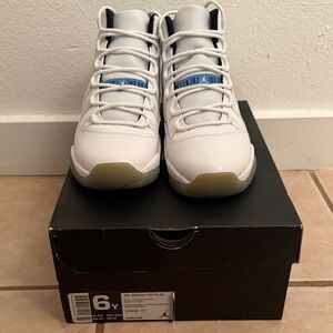 Legend Blues Retro 11s